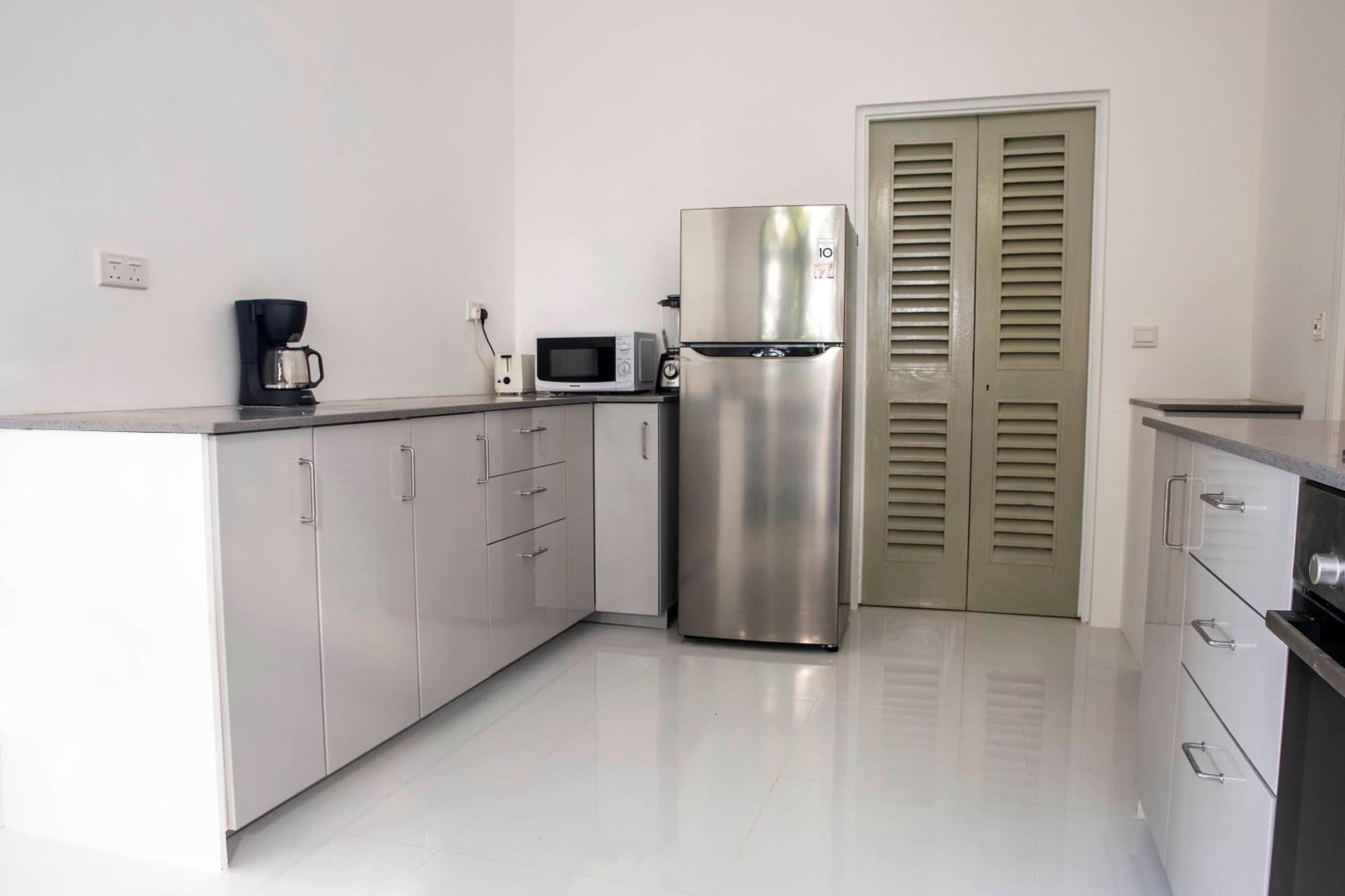 Paradise Heights Luxury & Apartamento Beau Vallon (Mahe)